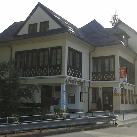 Vendégház Urban Center Árvaváralja