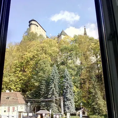 Vendégház Urban Center Árvaváralja