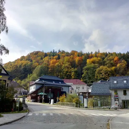 Urban Center Vendégház Árvaváralja